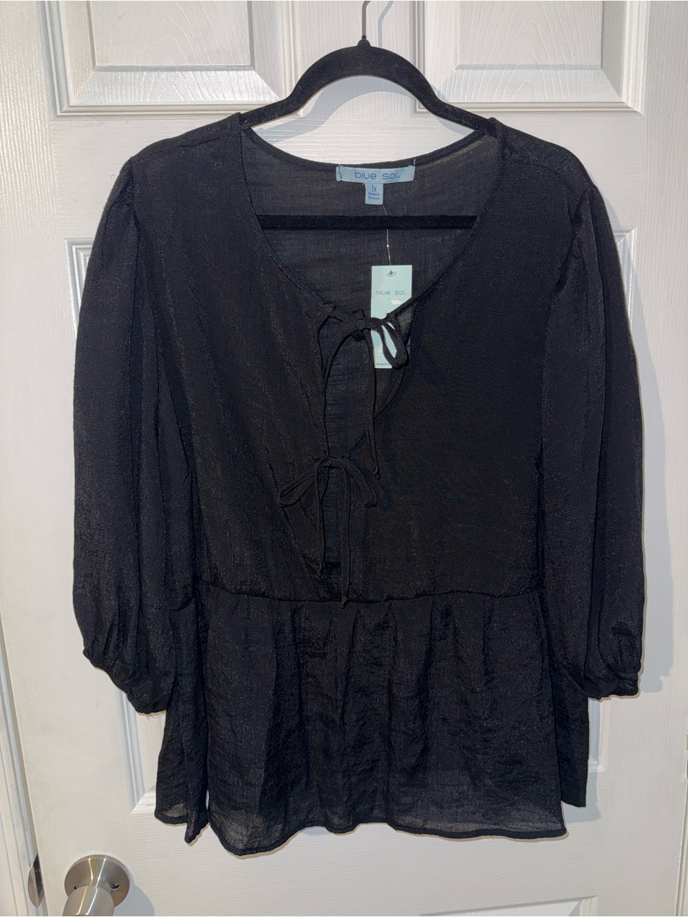 Blue Sol Women’s Black Tie Front Long Sleeve Top Peasant Style 1X Plus NWT